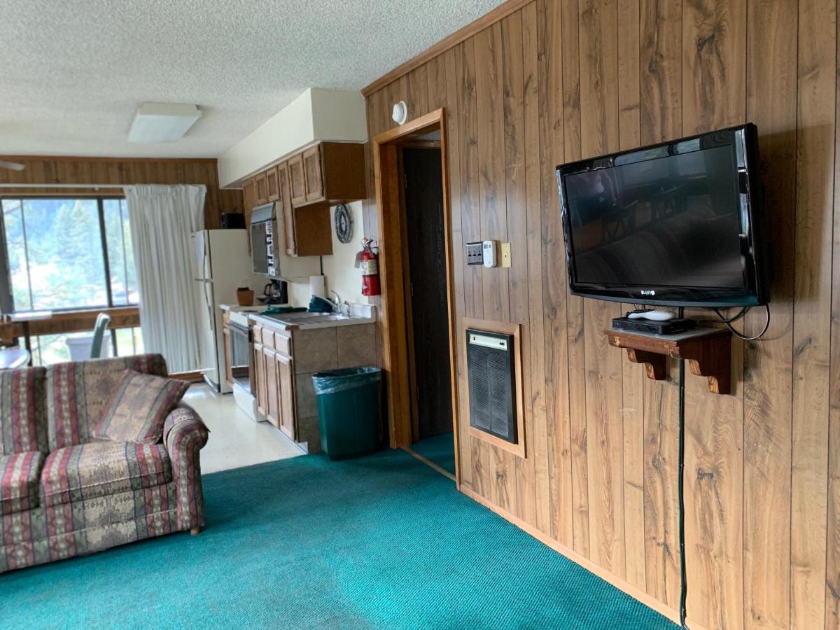 Ponderosa Lodge Ред Ривър Екстериор снимка